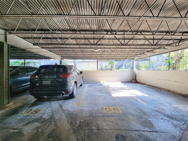 Building Photo - 5711 Sugar Hill Dr