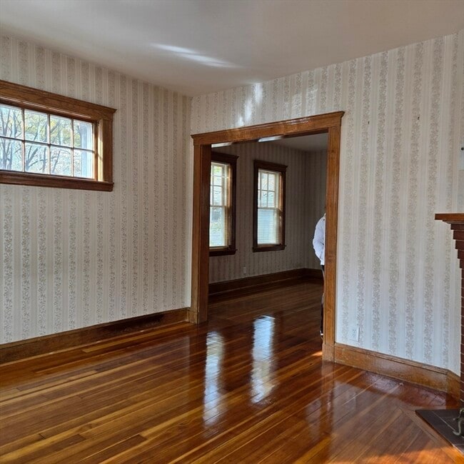 Building Photo - 22 Hope Ave