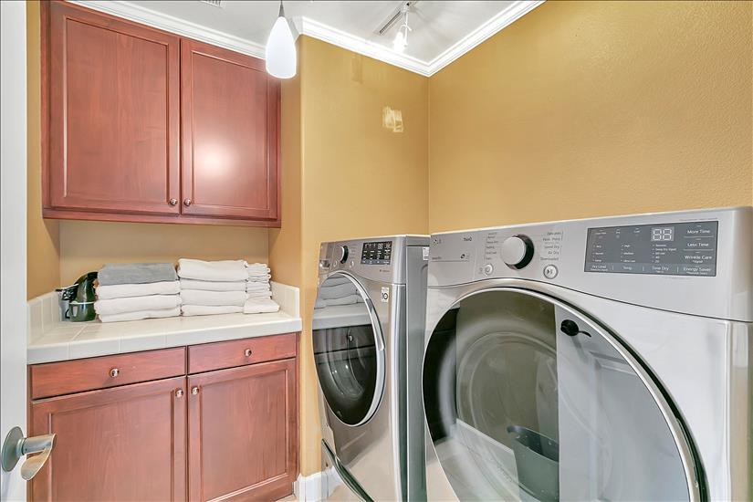 Laundry Room with Full Size LV W/D - 1504 Pear Tree Ln