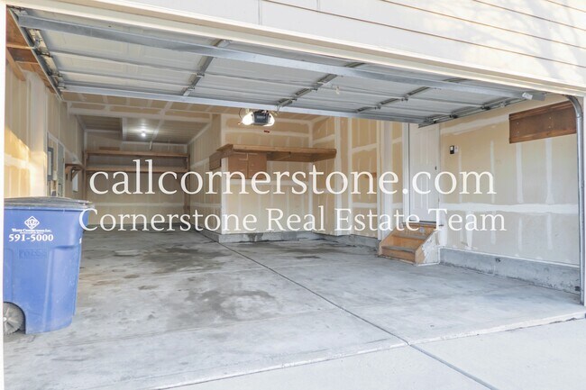 Building Photo - 7975 Superior Hill Pl