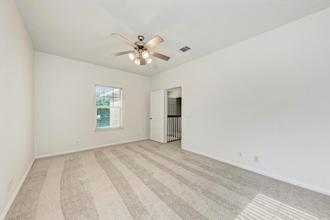 Building Photo - 1906 W 42nd St