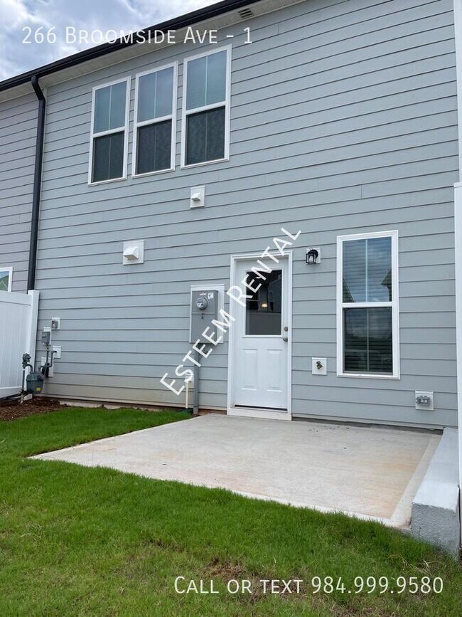 Building Photo - 266 Broomside Ave