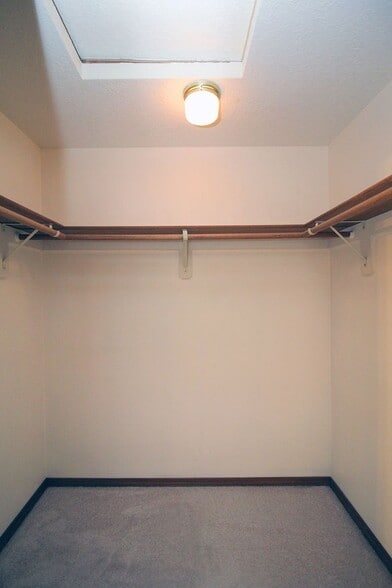 Building Photo - 13360 SW Gallop Ct