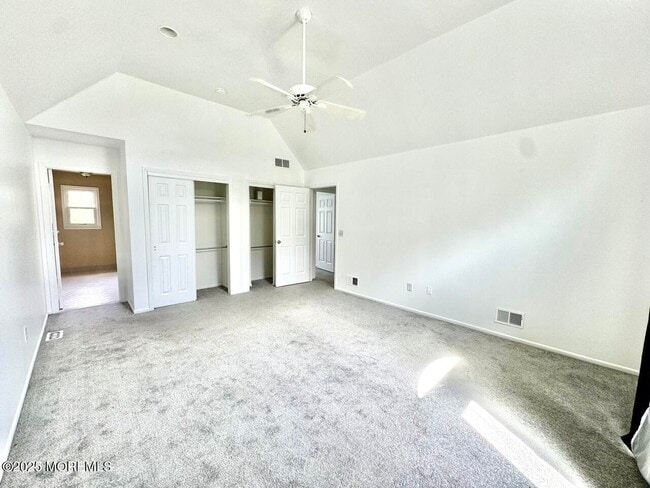 Building Photo - 14 Fisher Dr