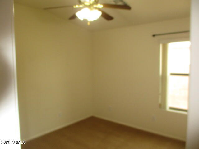 Building Photo - 694 E Saddle Way