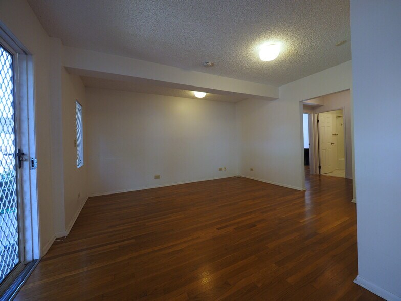 Building Photo - 2640 Ipulei Pl