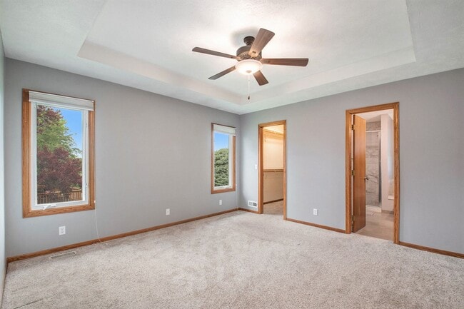Building Photo - 4 Bed 3 Bath Ranch Style Home with Backyard Pond!