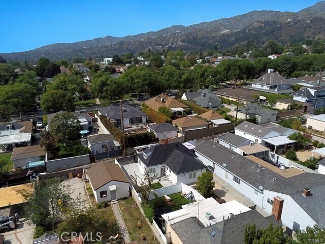 Building Photo - 627 E Harvard Rd