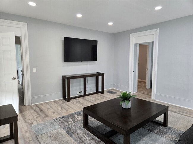 Building Photo - 2366 Spencerport Rd