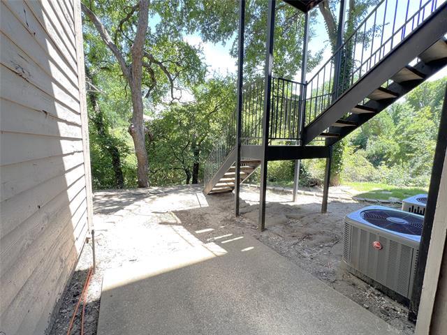 Building Photo - 9747 Whitehurst Dr