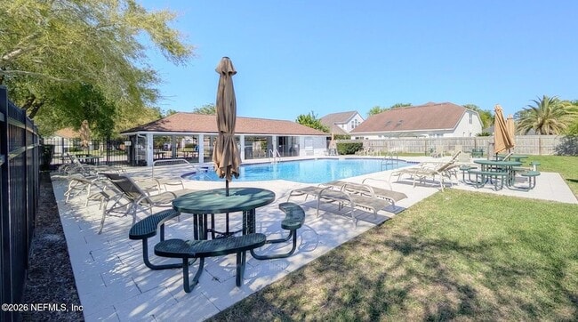 Building Photo - 12985 Harborton Dr