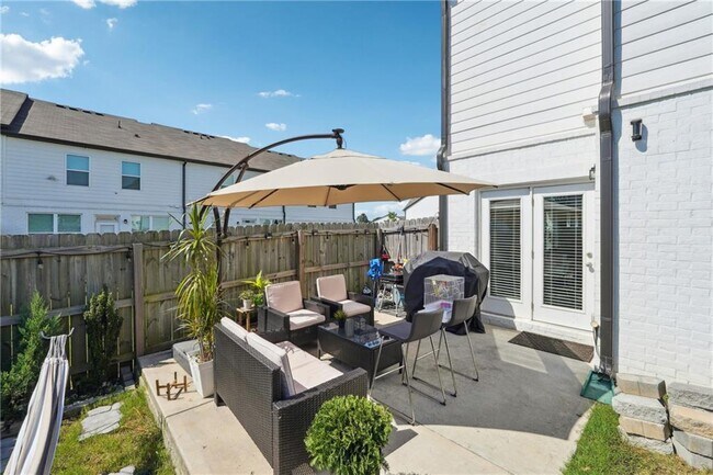 Building Photo - 162 Auburn Run Ln