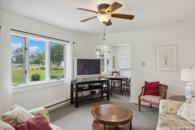 Building Photo - 5 Leafy Way