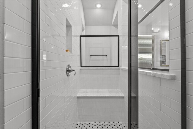 Building Photo - 1713 Waterlilly River Ln