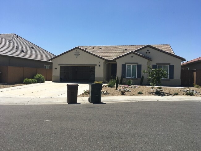 Primary Photo - This immaculate single story 4Bedrooms, 2....