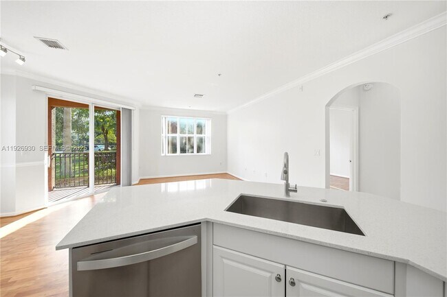 Building Photo - 4600 SW 160th Ave