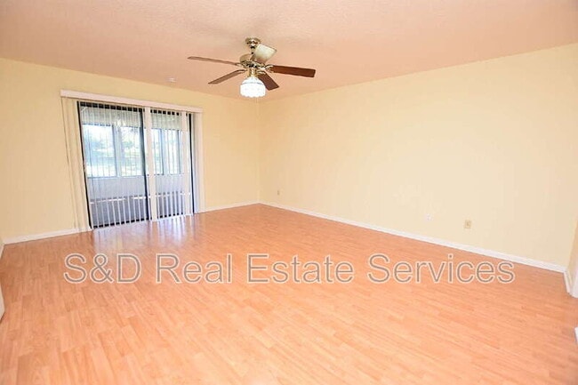 Building Photo - 1715 High Point Dr