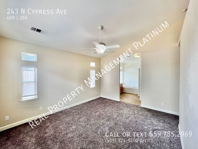 Building Photo - 243 N Cypress Ave