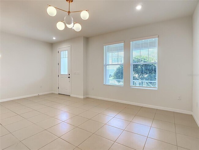 Building Photo - 2437 Varenna Loop