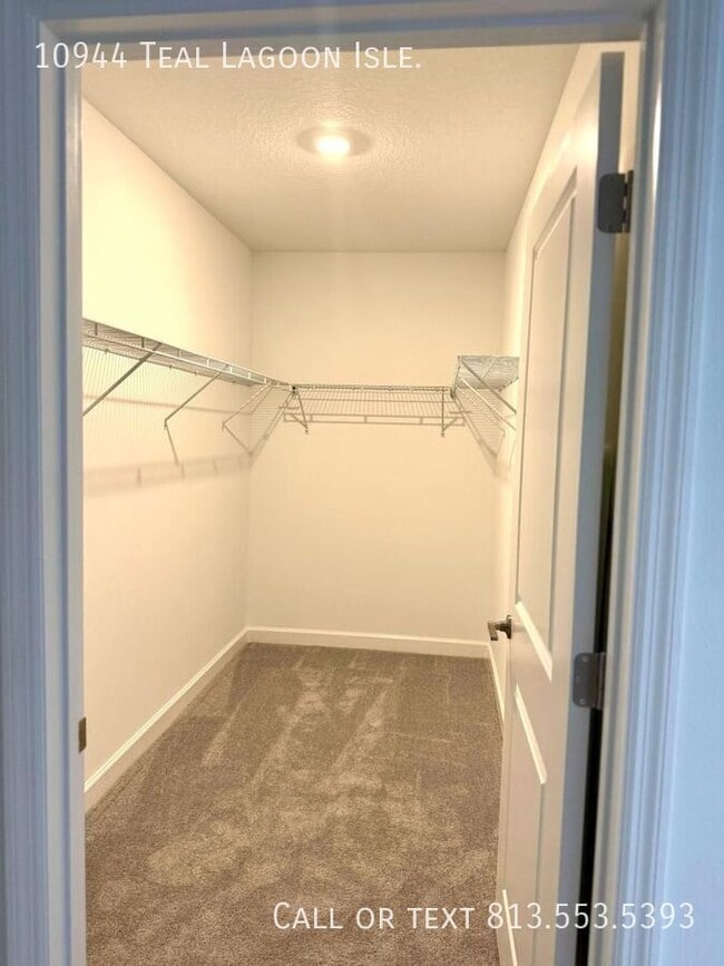 Building Photo - 10944 Teal Lagoon Isle