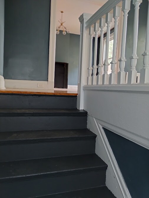 Building Photo - 503 Wallace Ave