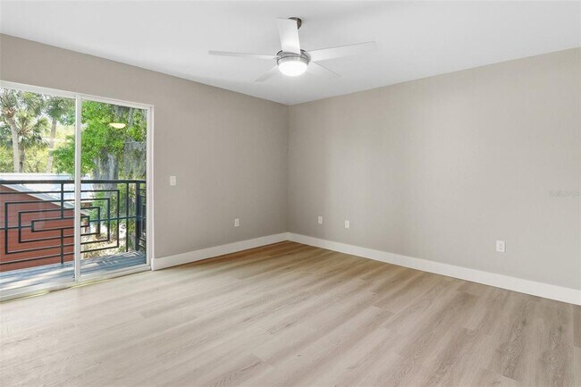 Building Photo - 45 SE 15th Terrace