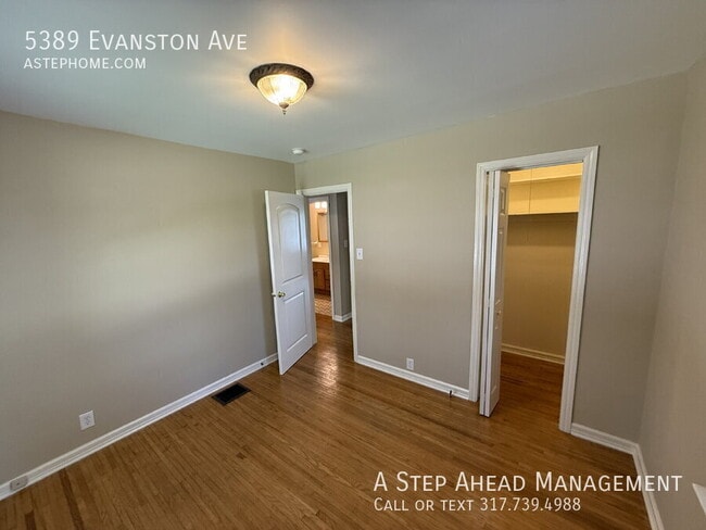 Building Photo - 5389 Evanston Ave