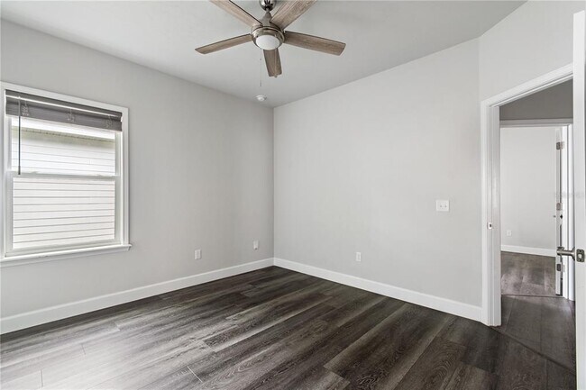Building Photo - 1753 SW 72nd CIR