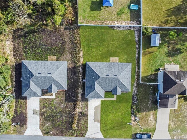 Building Photo - 16619 SW 31st Cir