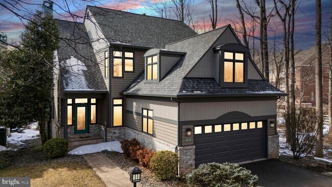 Building Photo - 1460 Waterfront Rd