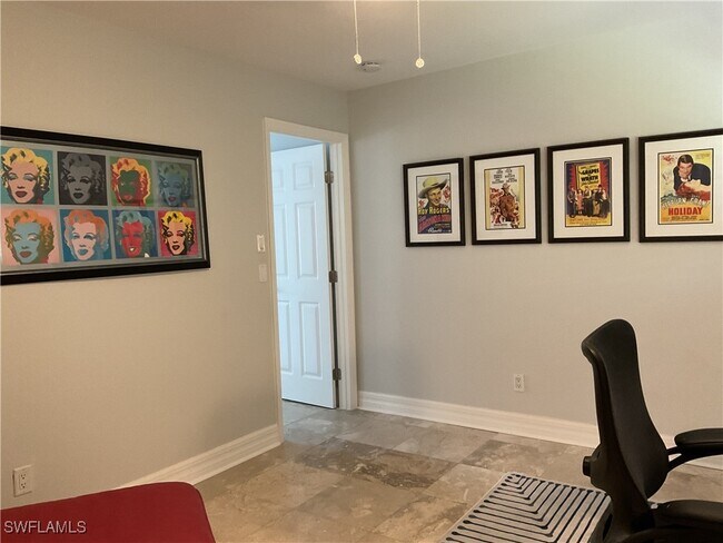 Building Photo - 4587 Flamingo Dr