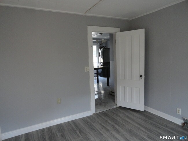 Building Photo - 177 E Pearl St