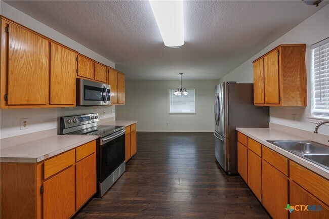 Building Photo - 2603 Mason Dr
