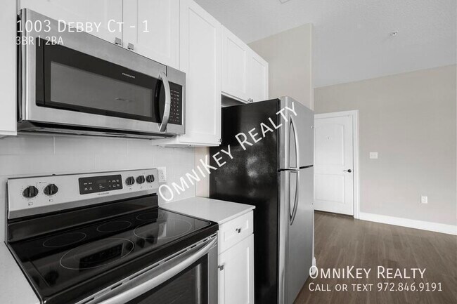 Building Photo - 1003 Debby Ct