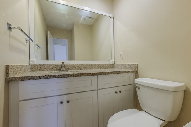 Building Photo - 514 Shady Dale Dr