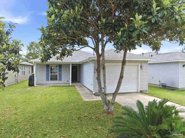 Building Photo - 1076 Antigua Cir