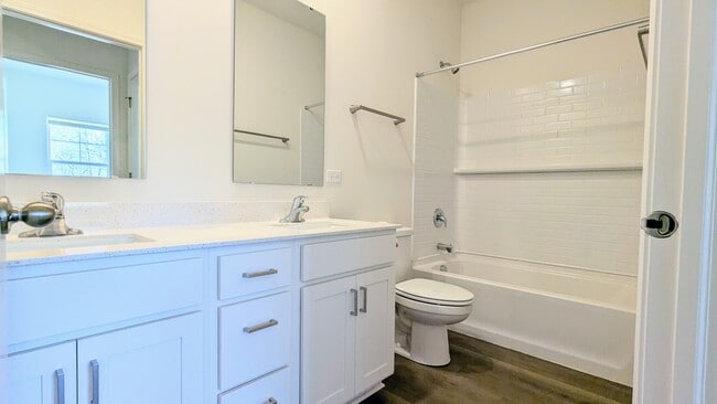 Building Photo - 1164 Woodlily Ln
