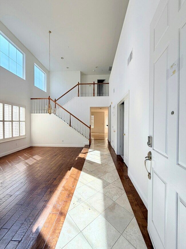 Building Photo - 1208 Landover Ct