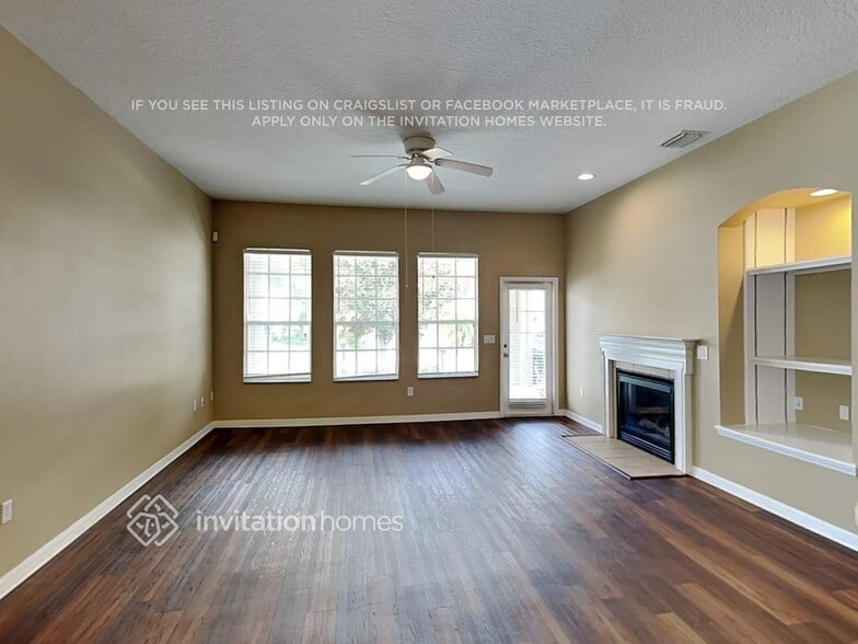 Building Photo - 6021 Churchside Dr