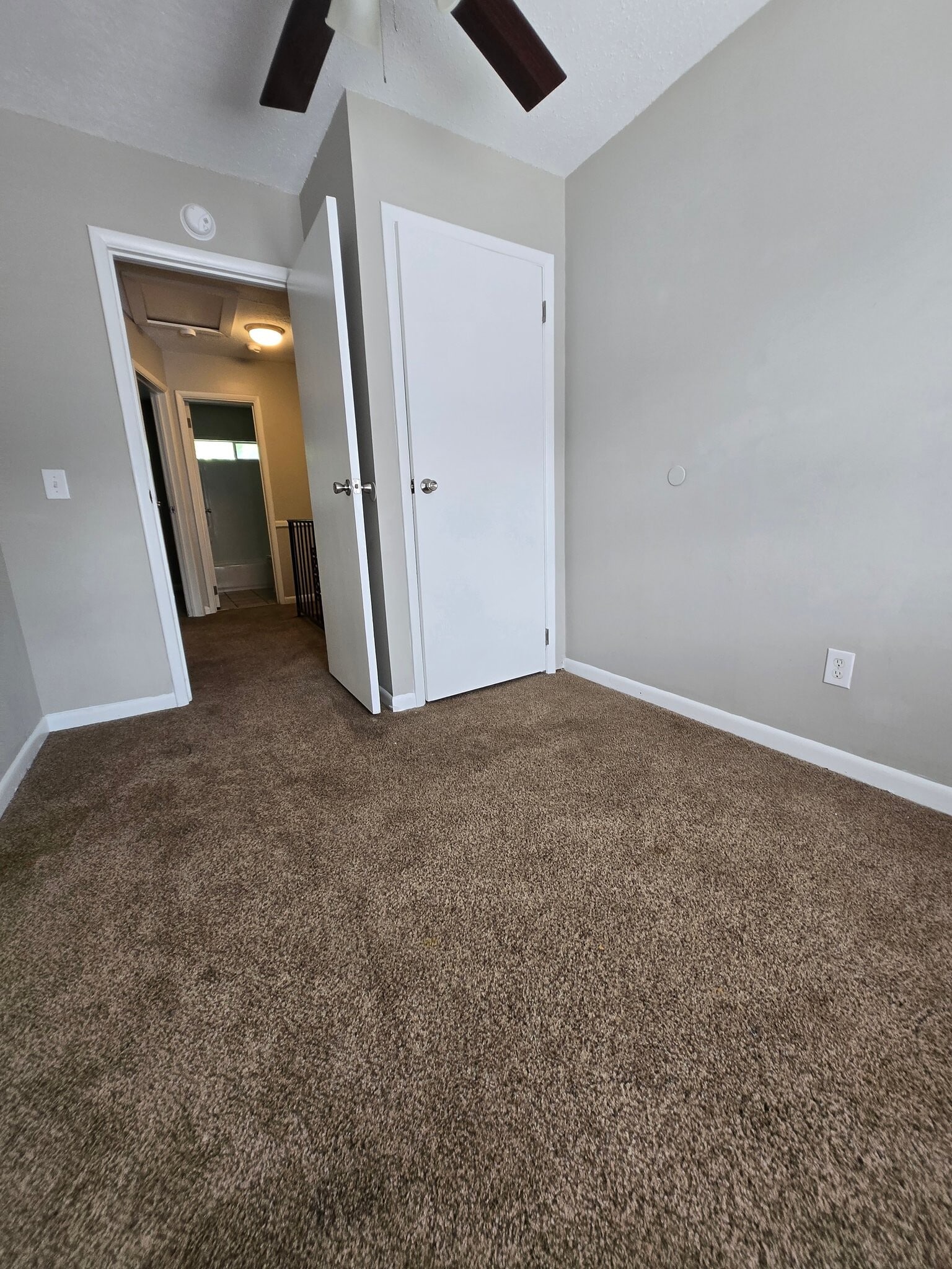 Building Photo - 1840 Tall Pines Cir