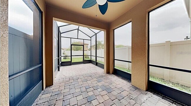 Building Photo - 1998 Bent Grass Ave