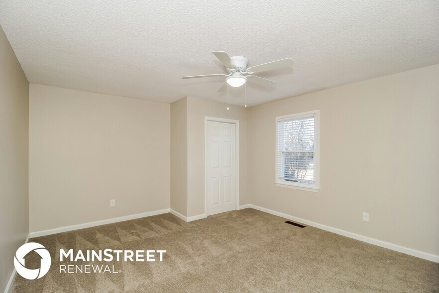 Building Photo - 4810 Country Cove Way