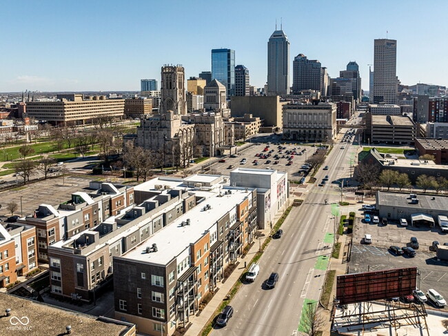 Building Photo - 727 N Illinois St