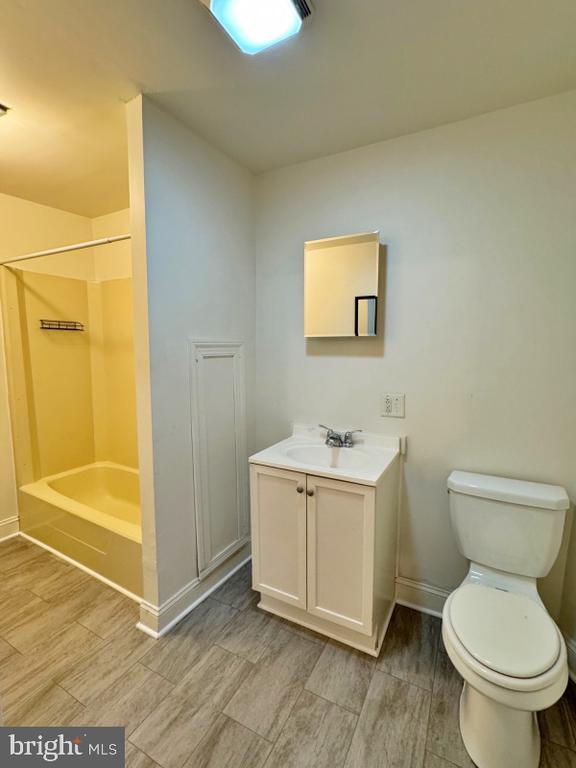 Building Photo - 153 E Philadelphia St