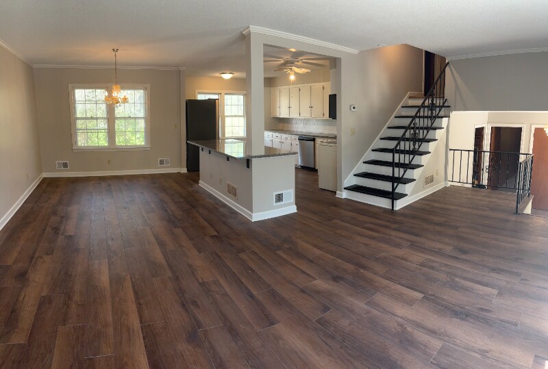 Building Photo - 1280 State Rd S-28-484