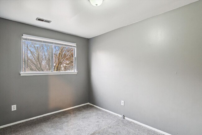 Building Photo - 16800 Wormer Ave