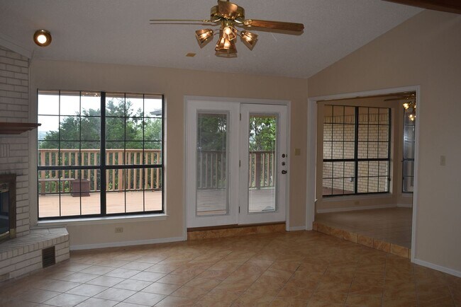 Building Photo - Beautiful Hilltop Home in Harker Heights! ...