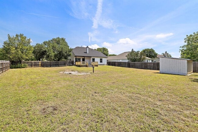 Building Photo - 502 Sherwood Ct