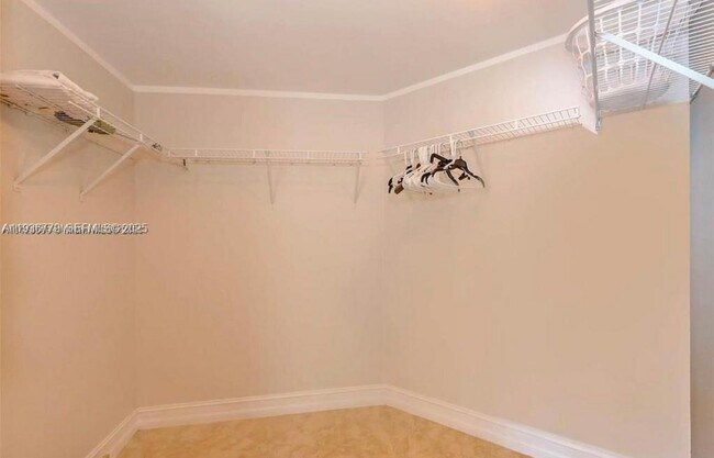 Building Photo - 16699 Collins Ave