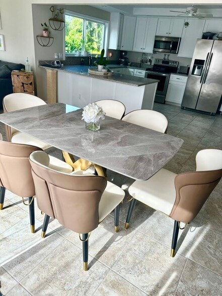 Building Photo - 4265 Island Cir